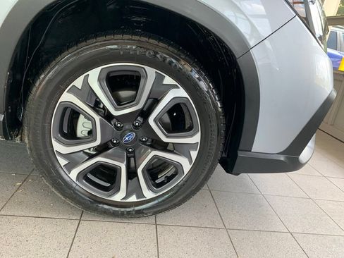 Used 2025 Subaru Ascent Touring AWD/4WD image 27