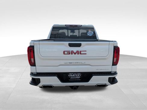 Used 2022 GMC Sierra 1500 Denali AWD/4WD image 6