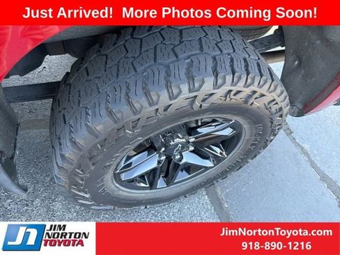 Used 2021 Chevrolet Silverado 1500 LT Trail Boss w/ Convenience Package II image 15