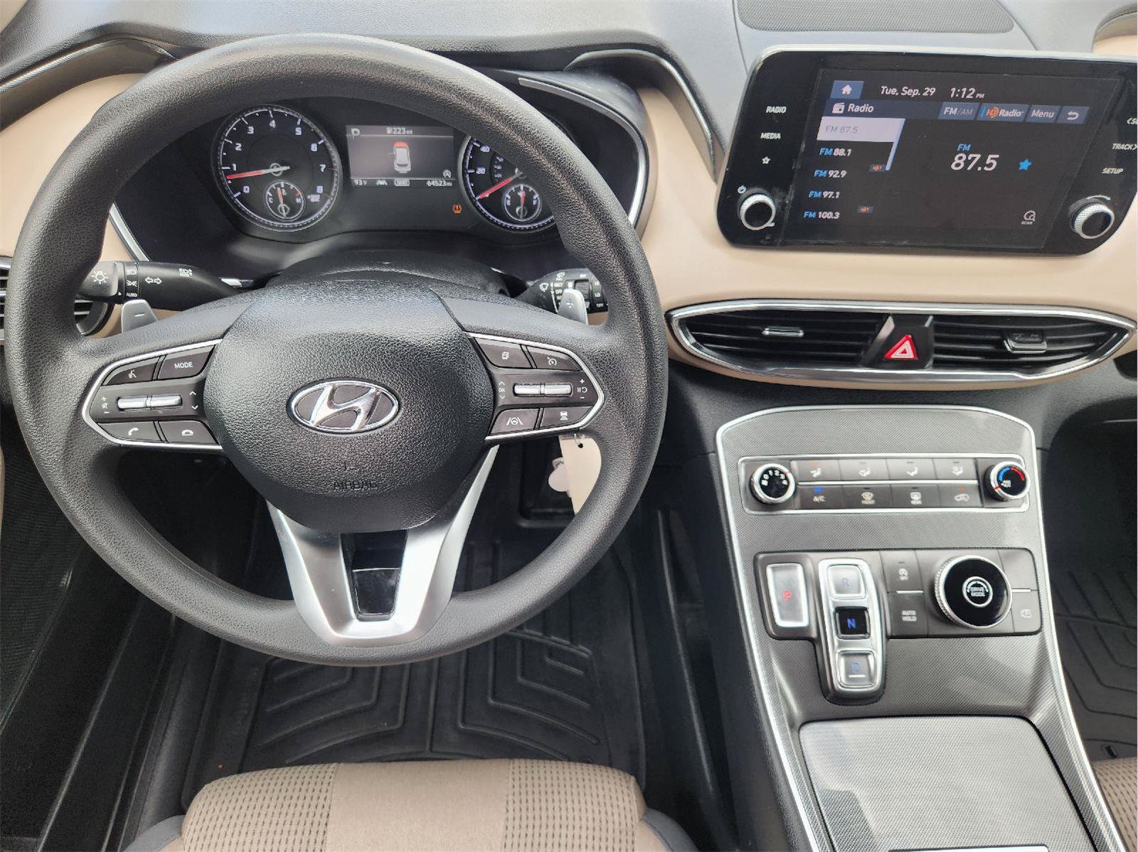 Used 2023 Hyundai Santa Fe SE FWD image 26