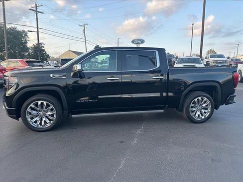 Used 2024 GMC Sierra 1500 Denali w/ Denali Reserve Package image 12