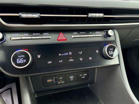 Used 2025 Hyundai Sonata SEL AWD/4WD image 17