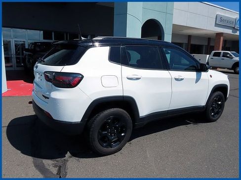 Used 2023 Jeep Compass Trailhawk w/ Trailhawk Elite Group AWD/4WD image 7