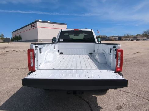 New 2025 Ford F350 XLT w/ FX4 Off-Road Package AWD/4WD image 7
