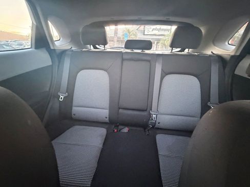 Used 2021 Hyundai Kona SE FWD image 24