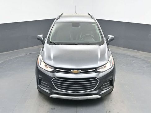 Used 2017 Chevrolet Trax LT w/ LT Convenience Package FWD image 14