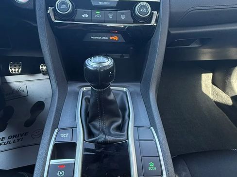Used 2019 Honda Civic Sport image 17