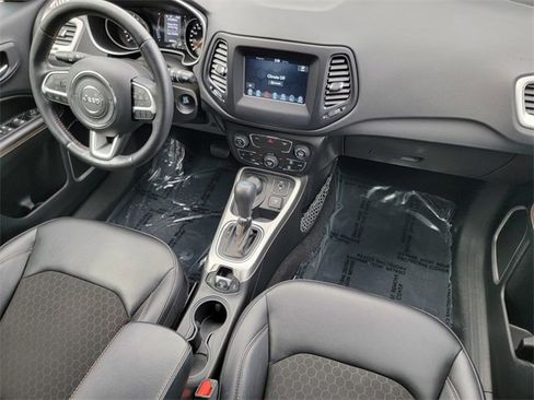 Certified 2020 Jeep Compass Latitude w/ Cold Weather Group image 39