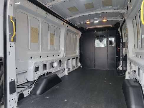 Used 2015 Ford Transit 150 148 Medium Roof image 18