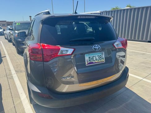 Used 2014 Toyota RAV4 XLE FWD image 3