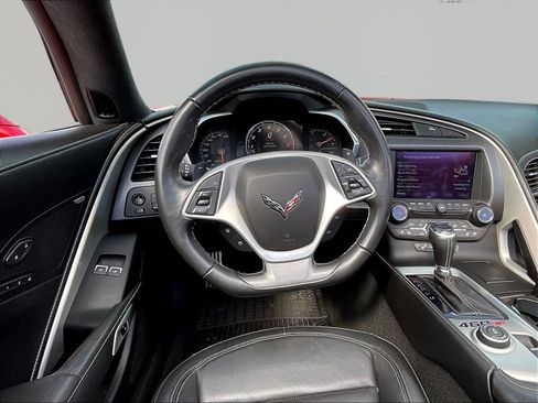 Used 2017 Chevrolet Corvette Stingray Convertible RWD image 8
