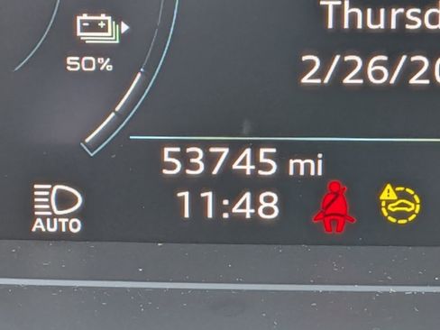 Used 2023 Audi Q4 e-tron Premium w/ Convenience Package image 19