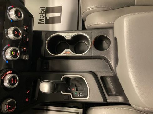 Used 2019 Toyota Sequoia Limited w/ Safety & Convenience Package image 19