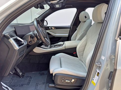 Used 2024 BMW X5 sDrive40i w/ M Sport Package RWD image 17