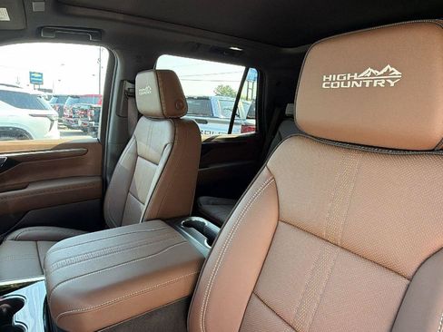 New 2026 Chevrolet Tahoe High Country AWD/4WD image 5