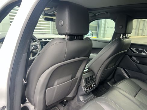 Certified 2026 Land Rover Range Rover Velar Dynamic SE AWD/4WD image 34