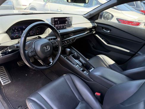 Used 2023 Honda Accord Sport image 13
