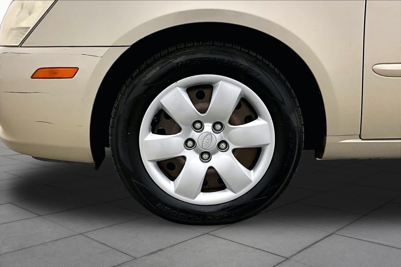 Used 2006 Kia Optima LX FWD image 10