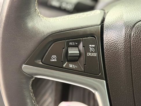 Used 2022 Buick Encore Preferred w/ Safety Package image 15