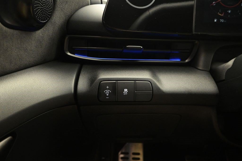 Used 2026 Hyundai Elantra N FWD image 23