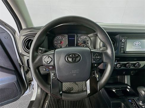 Used 2019 Toyota Tacoma SR w/ SR Convenience Package image 11