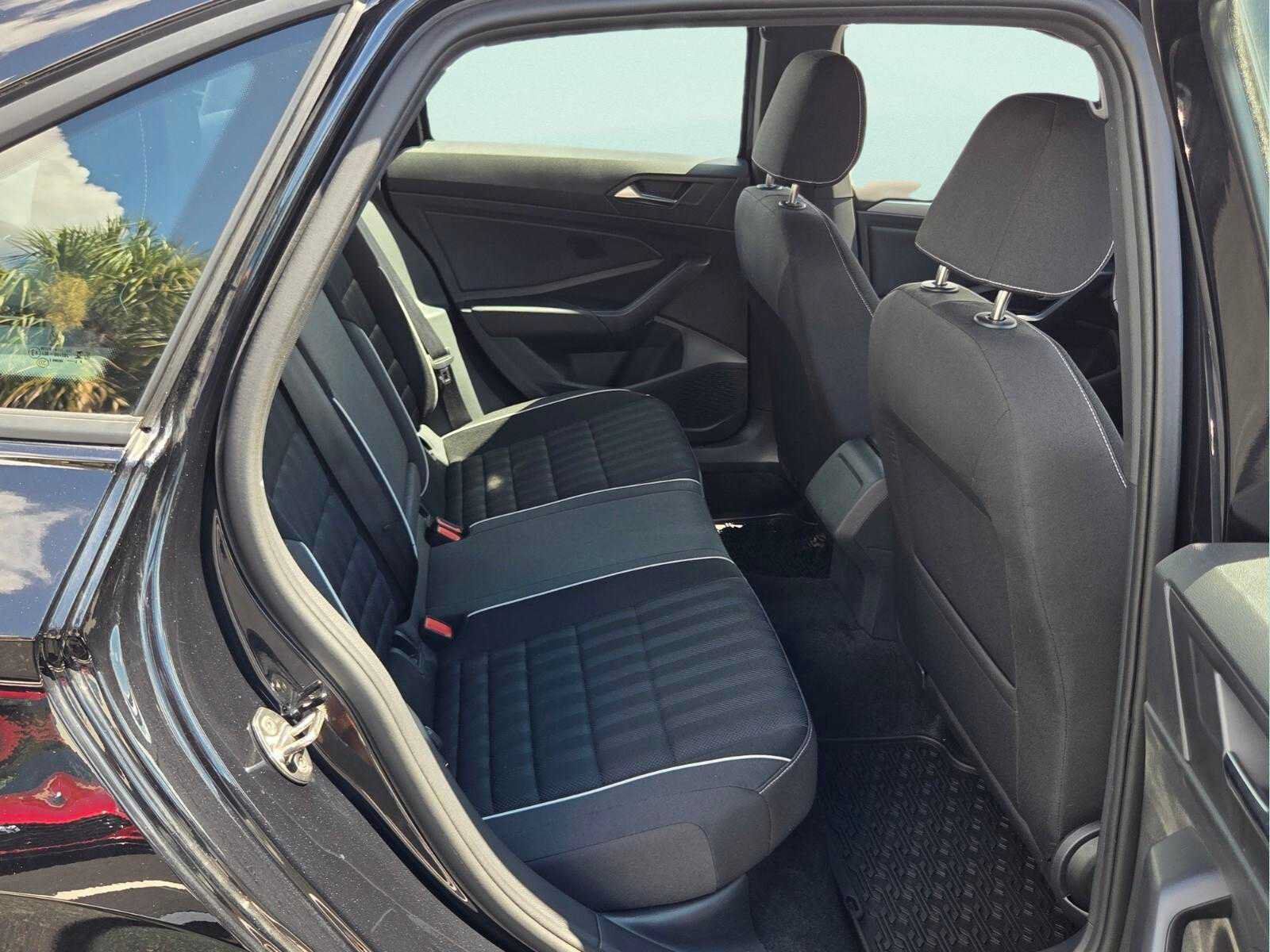 Used 2024 Volkswagen Jetta Sport FWD image 18