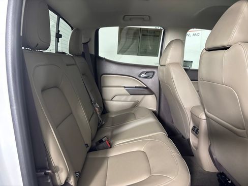 Used 2017 GMC Canyon SLT w/ Driver Alert Package AWD/4WD image 27