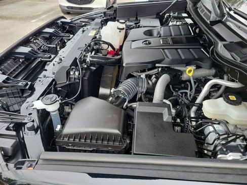 Used 2024 Toyota Tundra Limited image 13