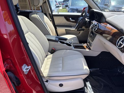 Used 2015 Mercedes-Benz GLK 250 BlueTEC 4MATIC image 35