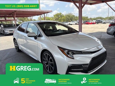 Used 2022 Toyota Corolla XSE FWD image 1
