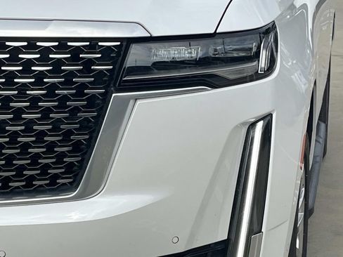Certified 2023 Cadillac Escalade Premium Luxury AWD/4WD image 9