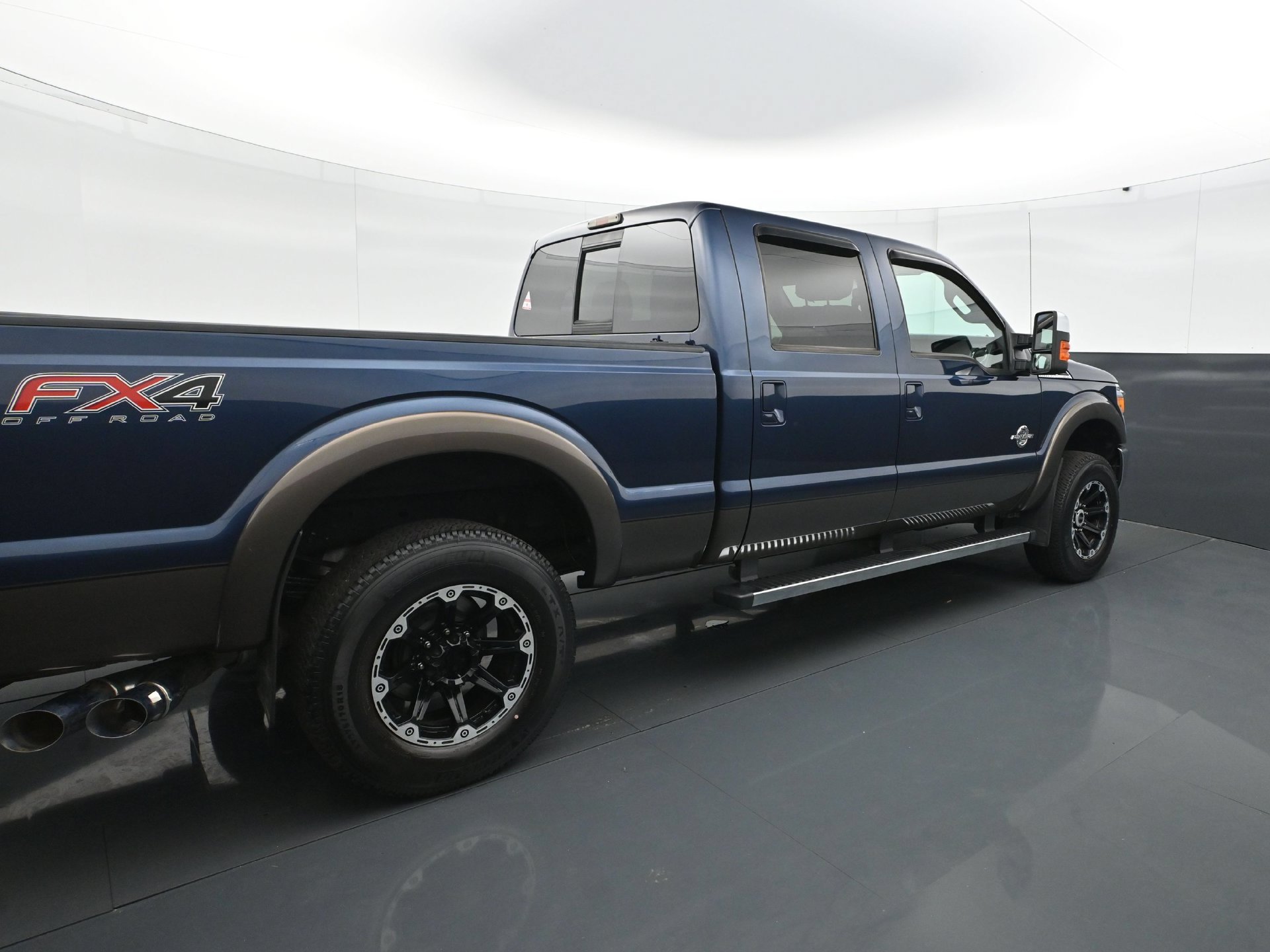 Used 2016 Ford F250 Lariat w/ Lariat Ultimate Package AWD/4WD image 5