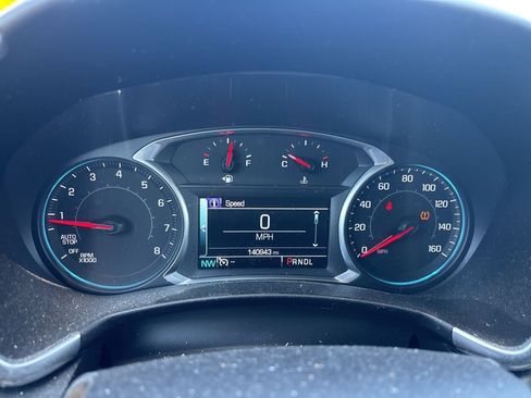 Used 2018 Chevrolet Equinox Premier image 15