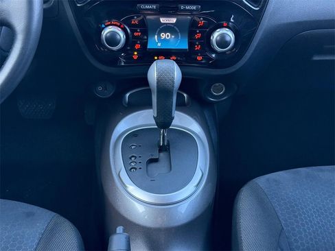 Used 2015 Nissan Juke SV w/ Cold Weather Package image 13