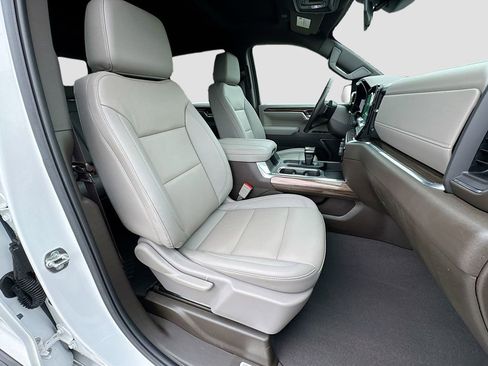 Used 2025 Chevrolet Silverado 1500 LT w/ Texas Edition Plus image 35