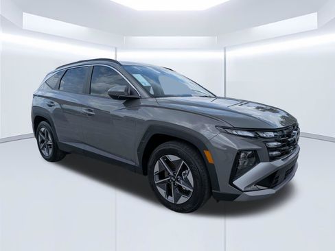 Certified 2026 Hyundai Tucson SEL FWD image 2