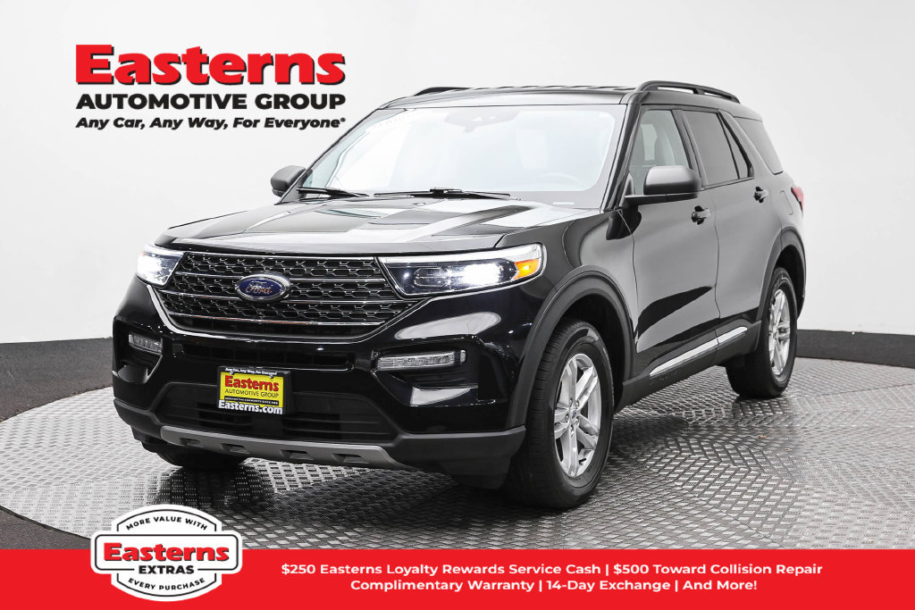 Used 2023 Ford Explorer XLT w/ Equipment Group 202A AWD/4WD image 1