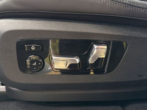 New 2026 BMW X5 xDrive40i AWD/4WD image 19