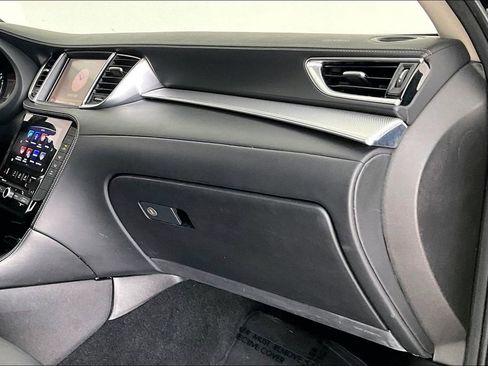 Used 2019 INFINITI QX50 Luxe image 21