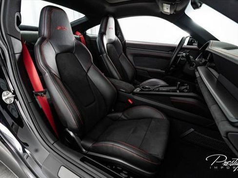 Used 2024 Porsche 911 Carrera GTS RWD image 40