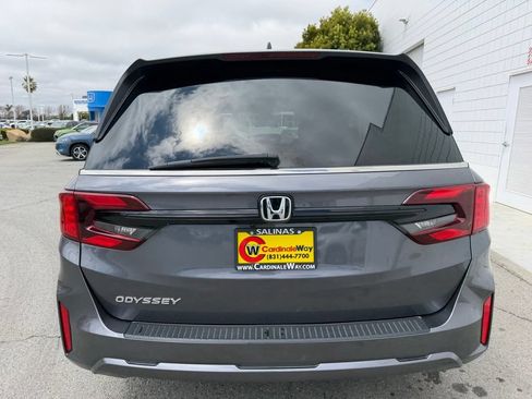 Used 2025 Honda Odyssey EX-L image 5