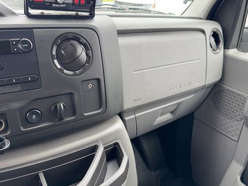 Used 2013 Ford E-350 and Econoline 350 Super Duty w/ PWR Group RWD image 20