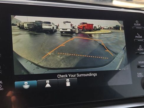 Used 2020 Honda Accord Sport image 3