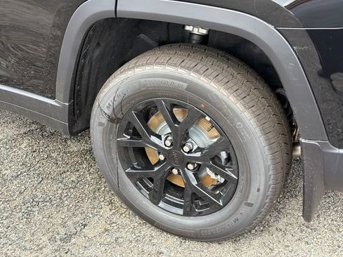 New 2026 Jeep Grand Cherokee L 4WD image 6