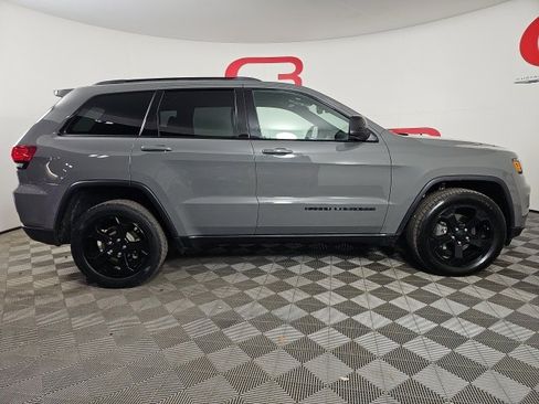 Certified 2020 Jeep Grand Cherokee Laredo image 8