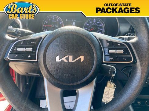 Used 2023 Kia Forte LXS image 28