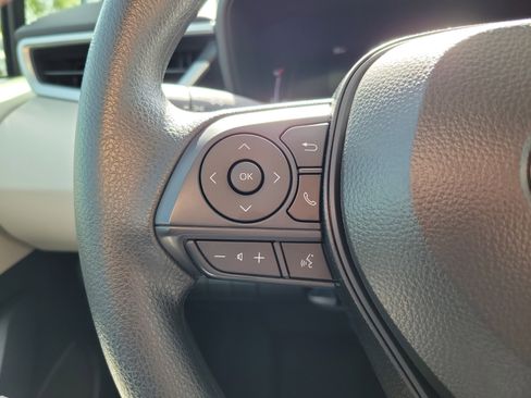 Used 2026 Toyota Corolla LE FWD image 20