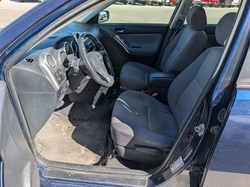 Used 2005 Toyota Matrix XR FWD image 2