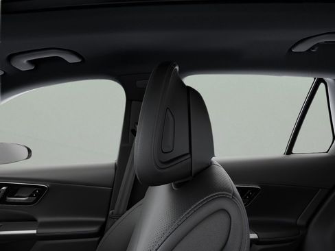 Used 2026 Mercedes-Benz GLC 300 image 45