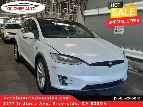 Used 2018 Tesla Model X 75D AWD/4WD image 1